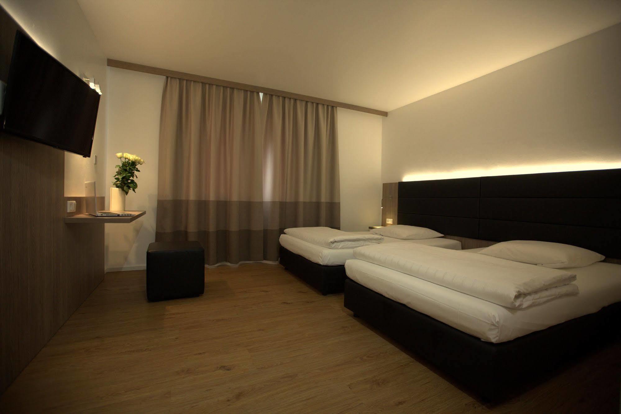 Airport Hotel Walldorf Mörfelden-Walldorf Exteriör bild